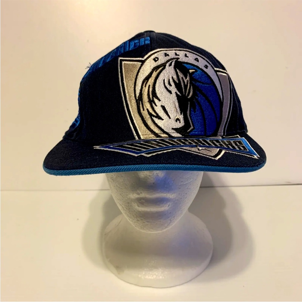 Dallas Mavericks Adidas NBA Authentic Ball Cap Hat Embroidered Stretch-fit 7 5/8